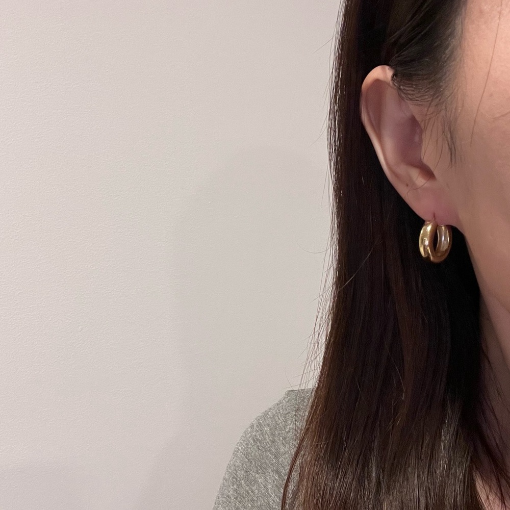 NEW 18K Gold Hoop Minimalist Earrings